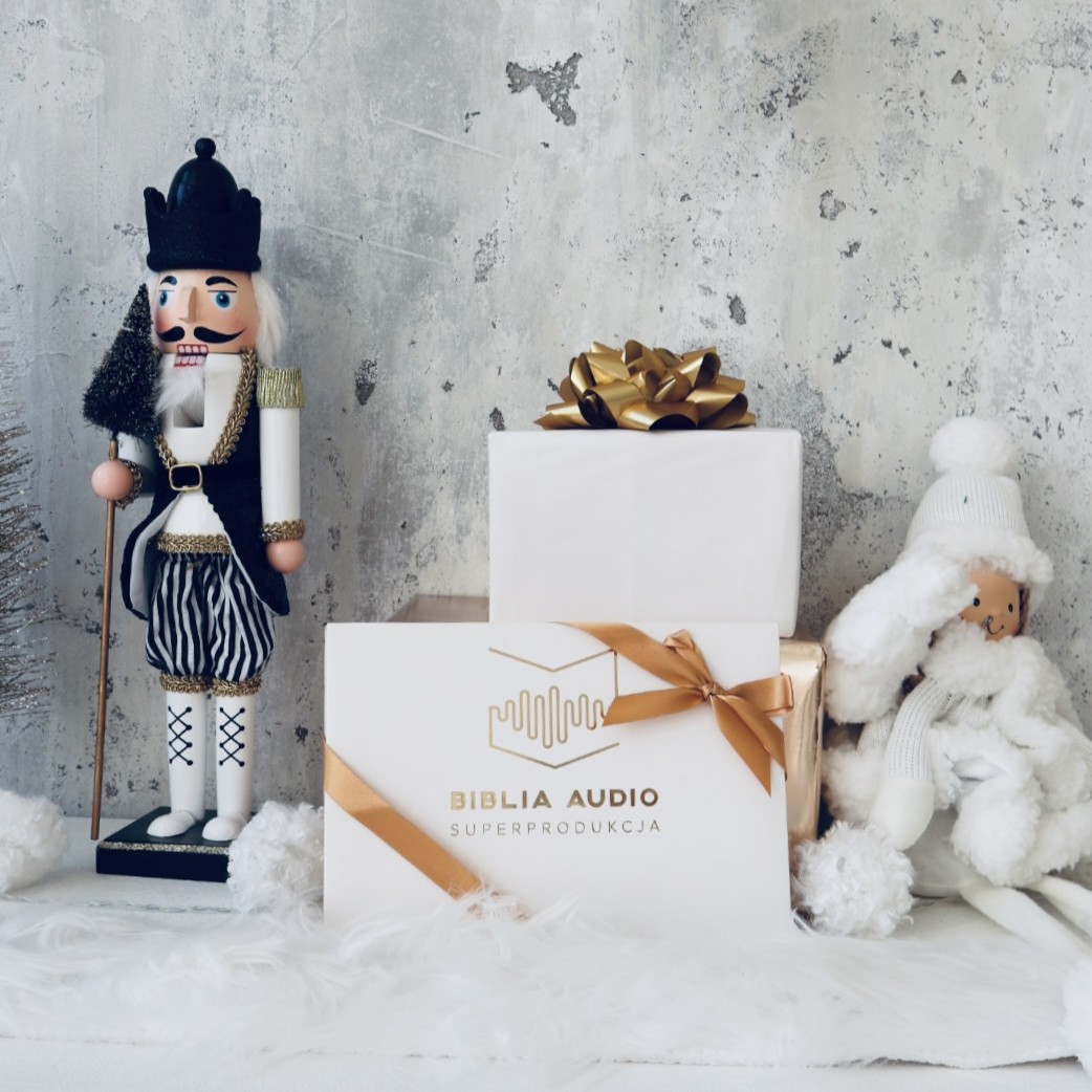 White envelope(2)_sq